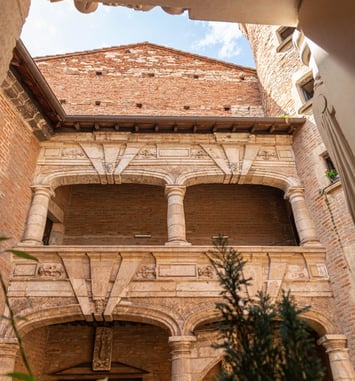Visite historique commentée de l'hôtel Reynès