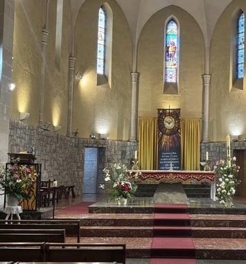 Visite sous forme de quiz de l'église Saint-Georges de Brassac