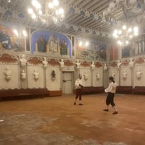Visitez dans l'esprit de l'école royale militaire de Sorèze