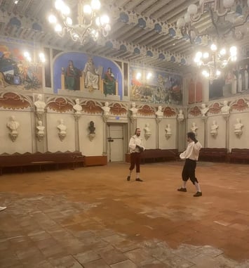 Visitez dans l'esprit de l'école royale militaire de Sorèze