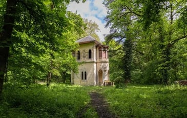 Visite guidée du pavillon néogothique romantique