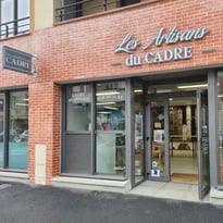Portes ouvertes de l'atelier d'encadrement / dorure et présence d'une restauratrice de tableaux