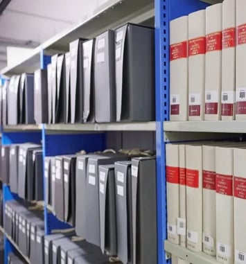Visite commentée des magasins des Archives municipales d'Albi