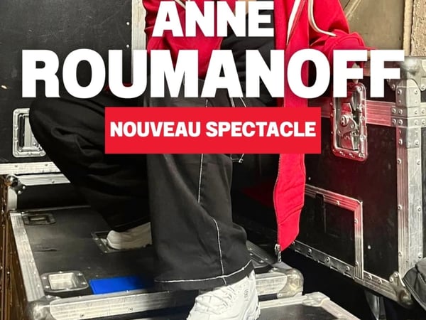 Anne Roumanoff dans L'Âge Libre